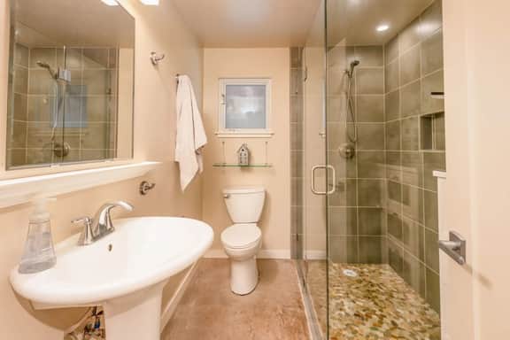 Ocean & Mountain View Home - Walk to Trails, Beach, Family Activities