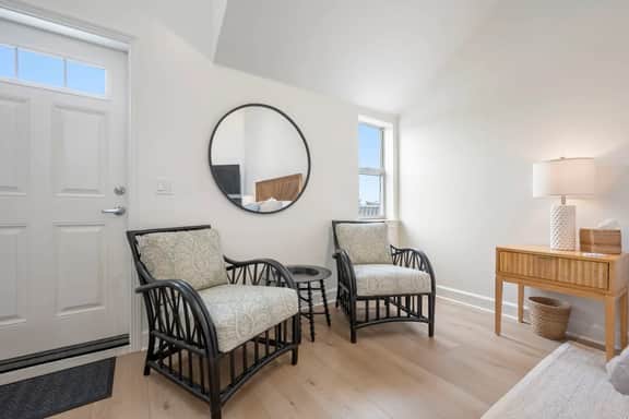 Miramar Penthouse – Coastal Elegance in the Heart of Half Moon Bay