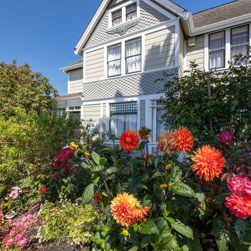 Nantucket Penthouse - walk to restaurants, beaches, activies & so much more